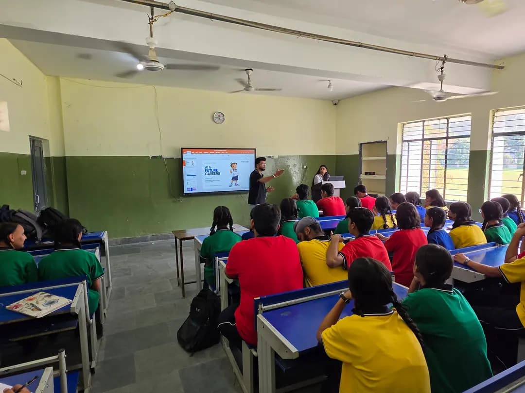 Interactive AI & Live Robotics Demo Session at GPC Khunimajra